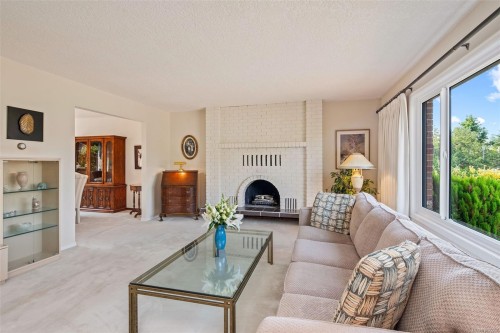 4059 Cavallin Crt, Saanich, BC 