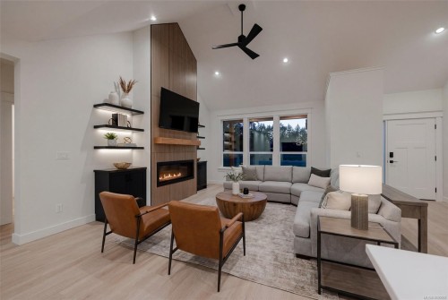 6537 Fayette Rd, Port Alberni, BC 