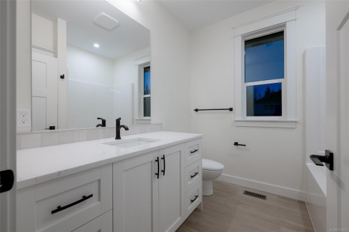 6537 Fayette Rd, Port Alberni, BC 