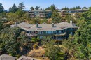 4-910 Maltwood Terr, Saanich, BC  - Outdoor 