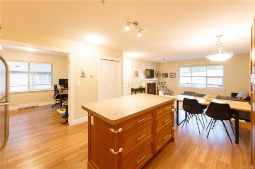 202-4460 Hedgestone Pl, Nanaimo, BC 