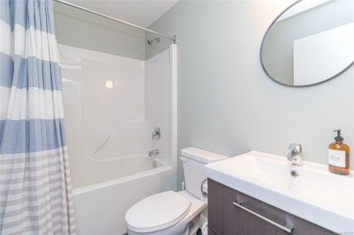 5966 Tower Pl, Duncan, BC 