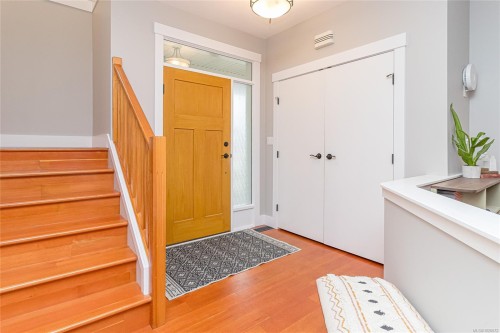 5966 Tower Pl, Duncan, BC 