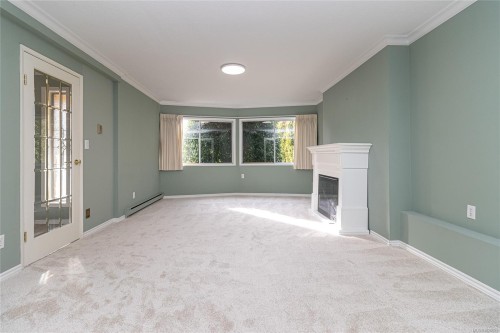 2320 Hazelton Pl, Saanich, BC 