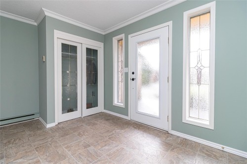 2320 Hazelton Pl, Saanich, BC 