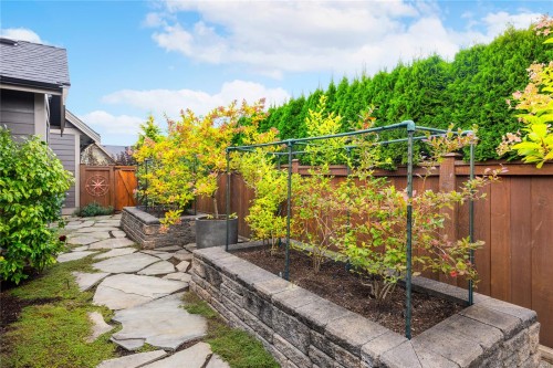 930 Eaglecrest Dr, Qualicum Beach, BC 