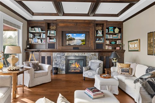 930 Eaglecrest Dr, Qualicum Beach, BC 