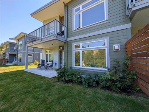 103-5594 Linley Valley Dr, Nanaimo, BC 