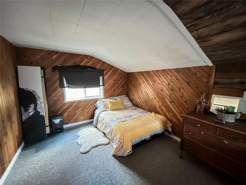 5844 Highway 33, Beaverdell, BC - Indoor