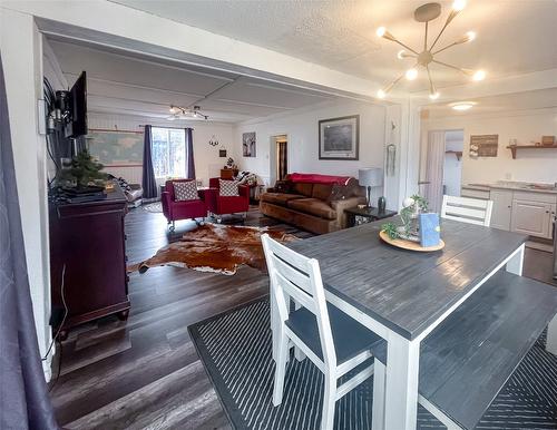 5844 Highway 33, Beaverdell, BC - Indoor