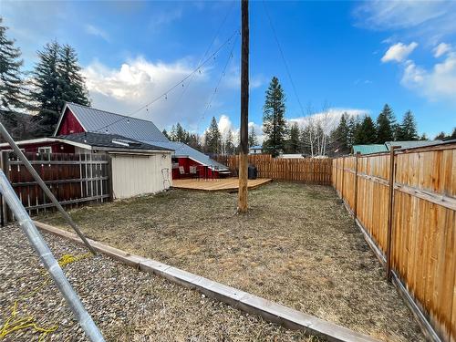 5844 Highway 33, Beaverdell, BC - Outdoor