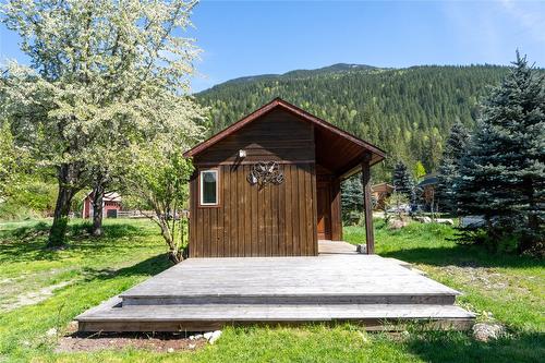 1918 Camozzi Road, Revelstoke, BC - Outdoor