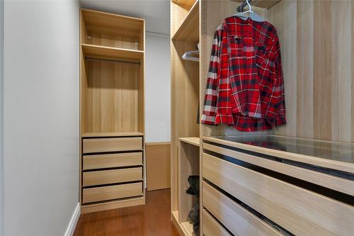 1065 Bx Road, Vernon, BC - Indoor