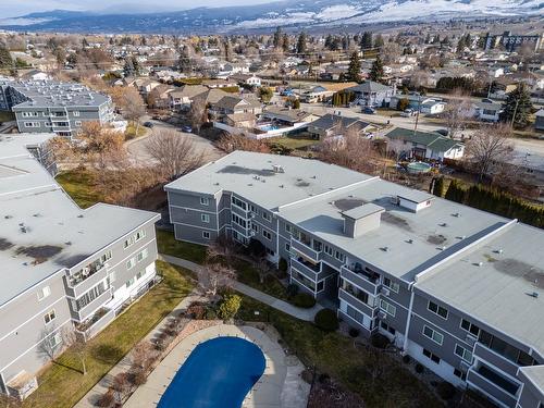 112-445 All Star Court, Kelowna, BC - Outdoor With View