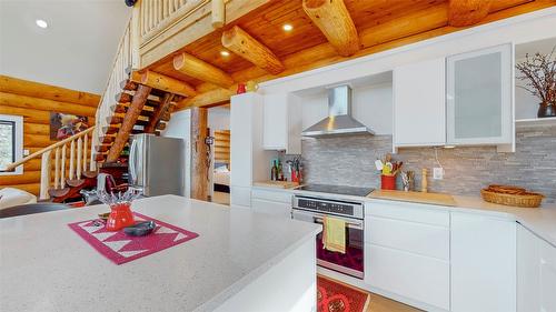 185 Caribou Way, Osoyoos, BC - Indoor Photo Showing Kitchen