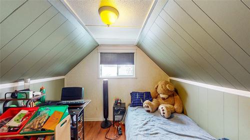 320 2Nd Avenue, Cranbrook, BC - Indoor Photo Showing Other Room