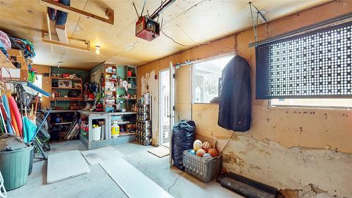 320 2Nd Avenue, Cranbrook, BC - Indoor