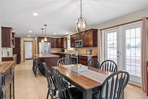 8 George St, St Andrews, MB 