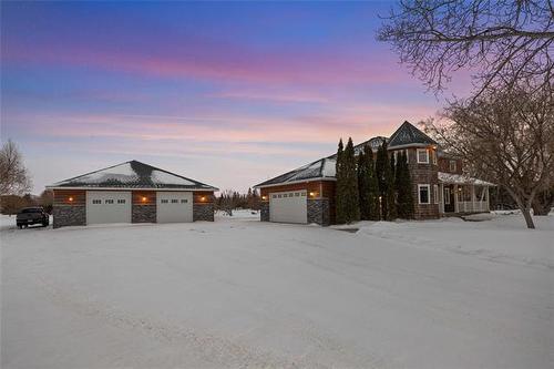 8 George St, St Andrews, MB 