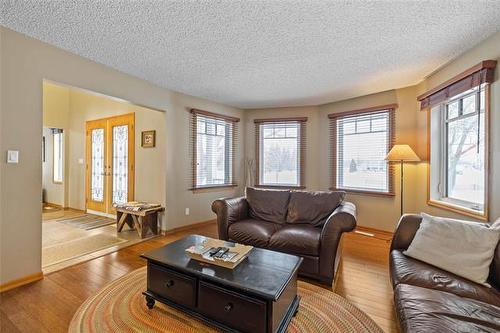 8 George St, St Andrews, MB 