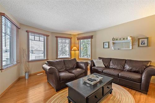 8 George St, St Andrews, MB 