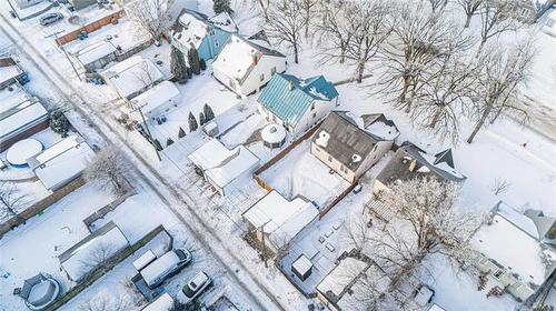 146 Hill St, Winnipeg, MB 