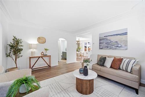 146 Hill St, Winnipeg, MB 