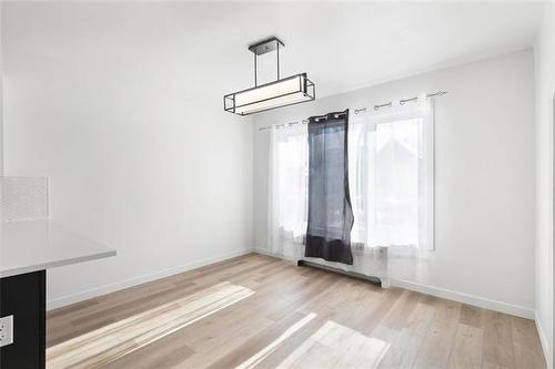 297 Matheson Ave, Winnipeg, MB 