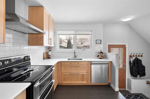 134 Newman Ave, Winnipeg, MB 