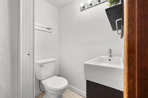 134 Newman Ave, Winnipeg, MB 