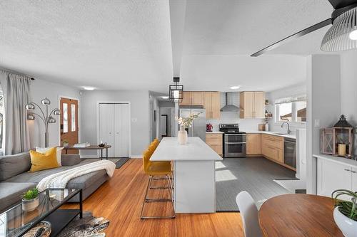 134 Newman Ave, Winnipeg, MB 