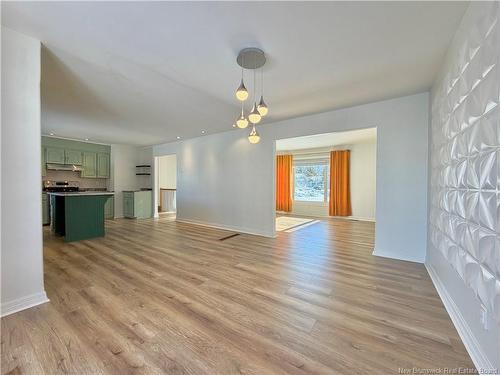 960 Msgr Godin, Bathurst, NB 