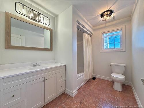 960 Msgr Godin, Bathurst, NB 