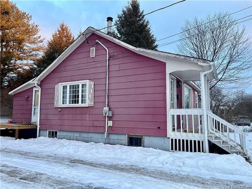 733 Maclaren Ave, Devon, NB 