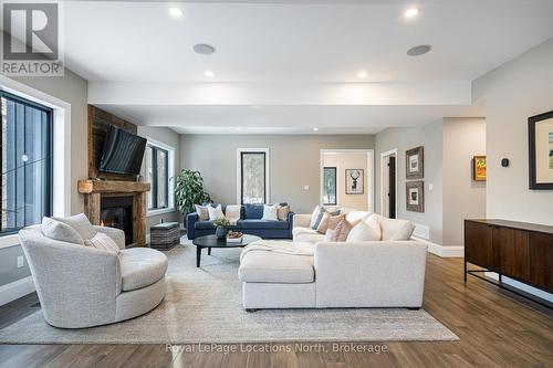 3 Holly Court, Collingwood, ON - Indoor Photo Showing Living Room With Fireplace