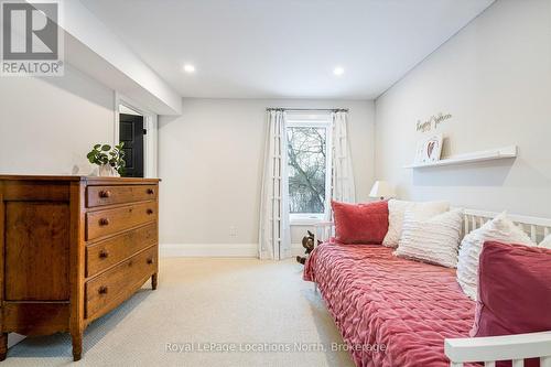 3 Holly Court, Collingwood, ON - Indoor Photo Showing Bedroom
