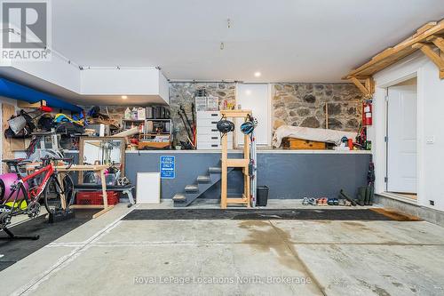 3 Holly Court, Collingwood, ON - Indoor Photo Showing Garage