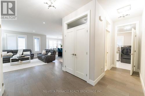 3354 Mersea Street, London South (South V), ON - Indoor