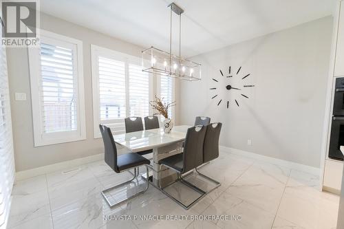 3354 Mersea Street, London South (South V), ON - Indoor Photo Showing Dining Room