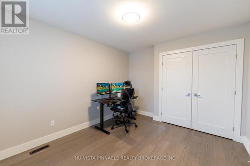 3354 Mersea Street, London South (South V), ON - Indoor