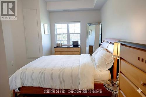 403 - 100 The Promenade, Central Elgin, ON - Indoor Photo Showing Bedroom