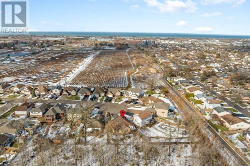 5114 Meadowood Lane, Lincoln (Beamsville), ON - Outdoor With View