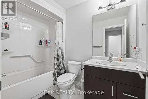 7372 Marvel Drive, Niagara Falls (Brown), ON - Indoor Photo Showing Bathroom