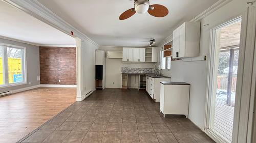 Cuisine - 956 Rue Chaumont, Chambly, QC - Indoor Photo Showing Kitchen