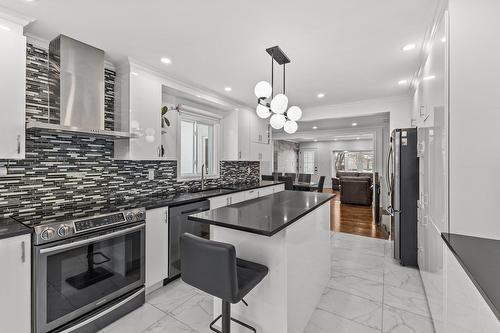 Cuisine - 848 Rue Gilles, Laval (Fabreville), QC - Indoor Photo Showing Kitchen With Upgraded Kitchen