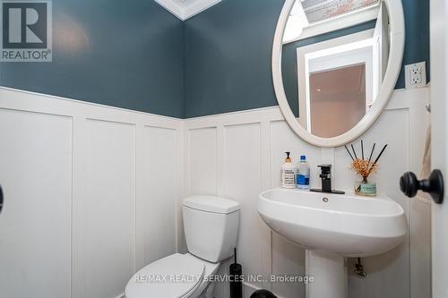 145 - 1050 Shawnmarr Road, Mississauga, ON - Indoor Photo Showing Bathroom