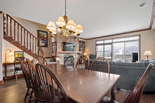 Salle à manger - 5-305 Rue Du Mont-Plaisant, Mont-Tremblant, QC - Indoor Photo Showing Dining Room