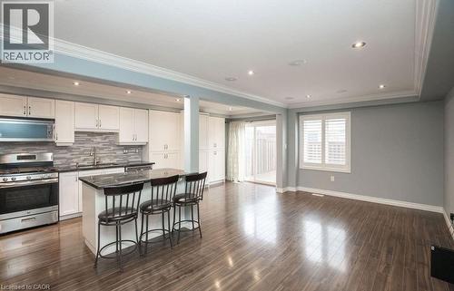 85 Chamomile Drive, Hamilton, ON - Indoor Photo Showing Kitchen