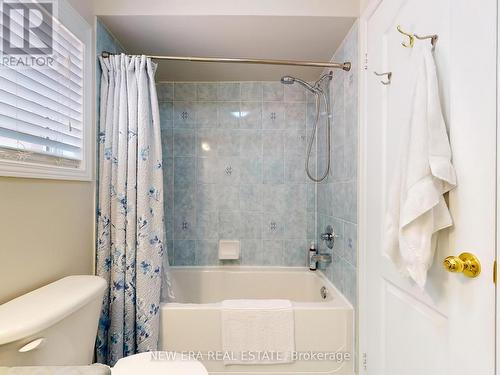 16 - 7360 Zinnia Place, Mississauga, ON - Indoor Photo Showing Bathroom