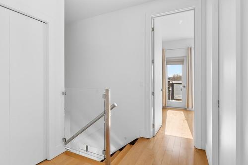 Passageway - 831 Rue Chancellor, Sherbrooke (Les Nations), QC 